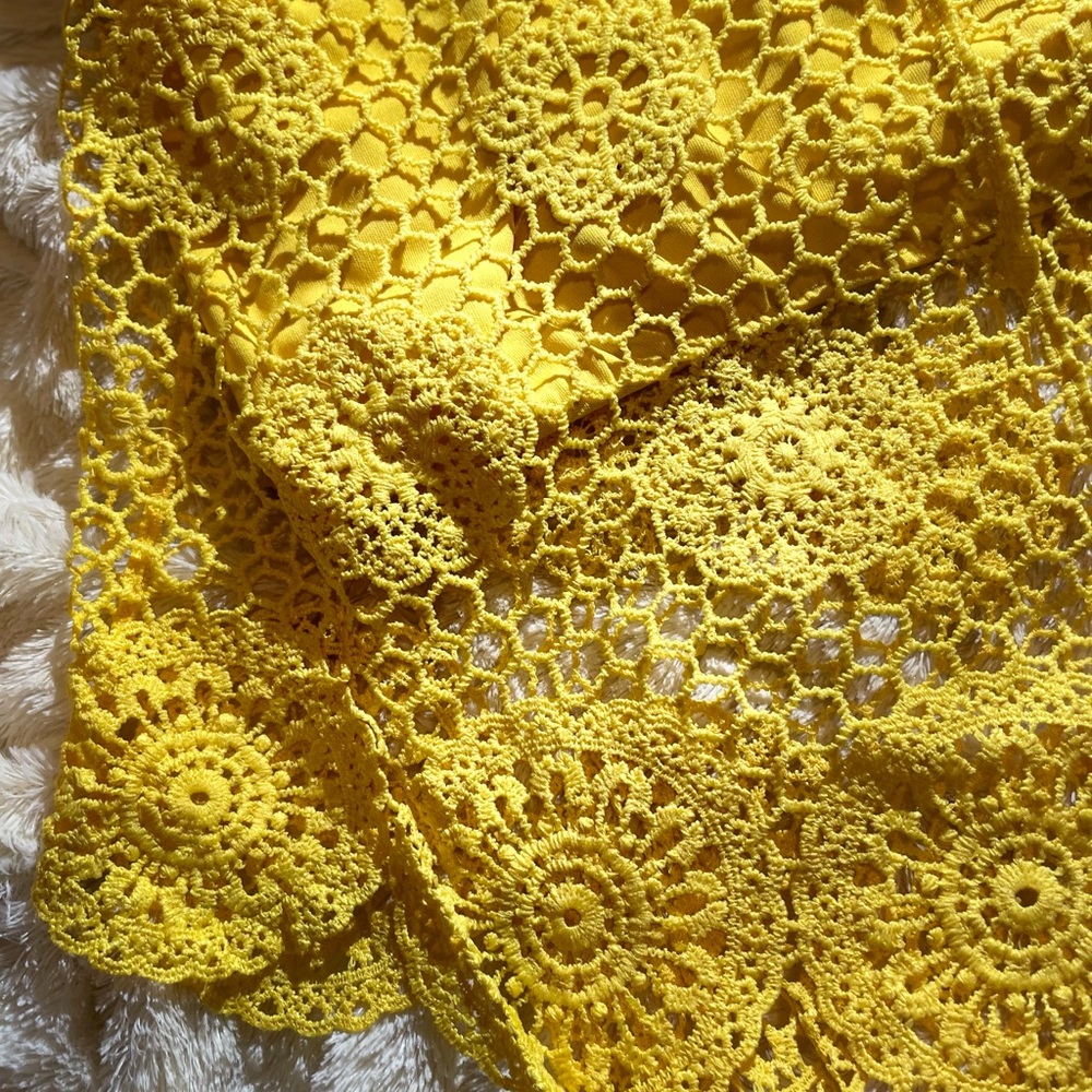 Charollette Russe Yellow Hand-knitted Top - Picture 13 of 14